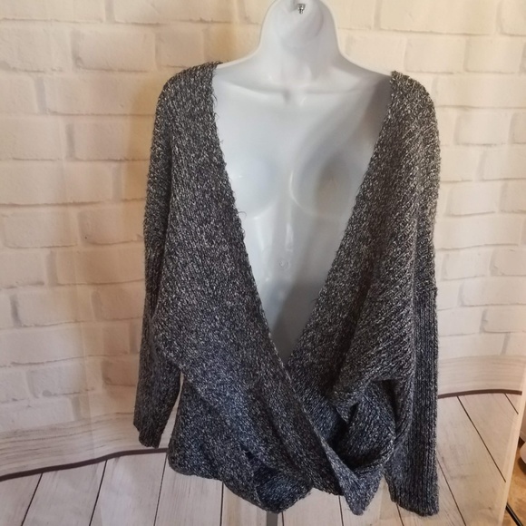 Wildfox Drew Reversible Sweater NWT - Picture 8 of 8